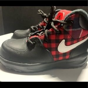Nike Plaid (High Tops)